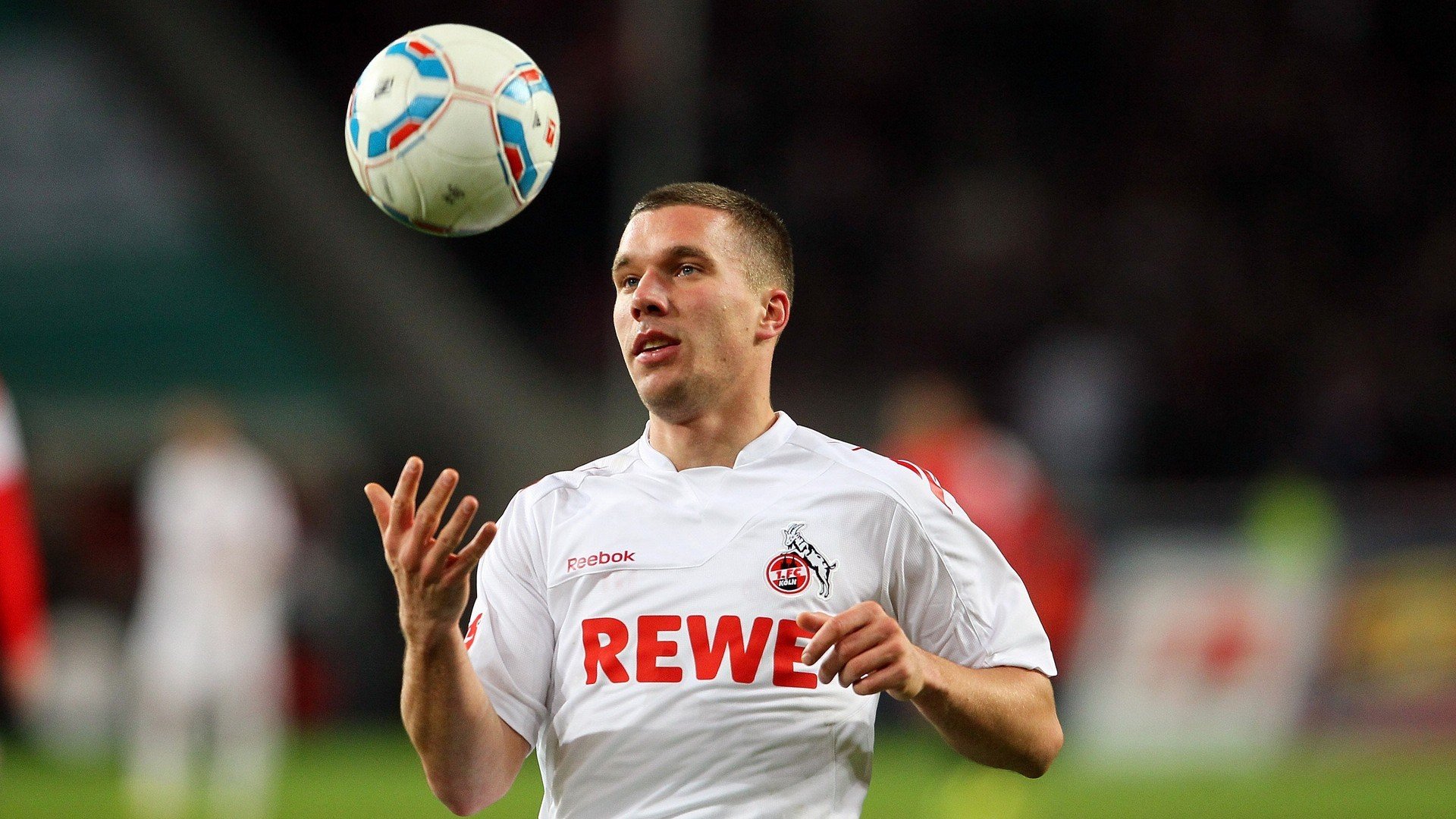 欧联杯经典战役诞生