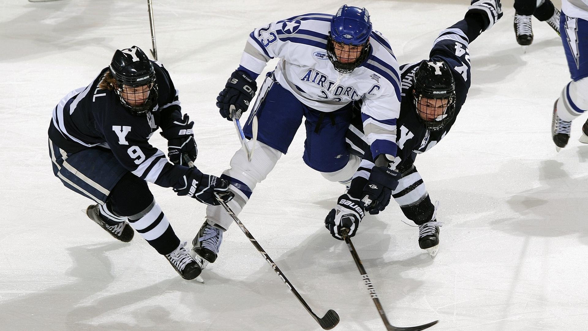 综合体育系班级联赛开幕 各班级战术板备战火热